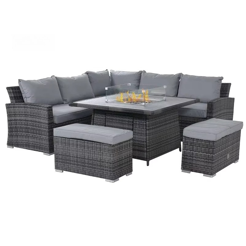 Outdoor Furniture With Fire Pit - Set di mobili da esterno per