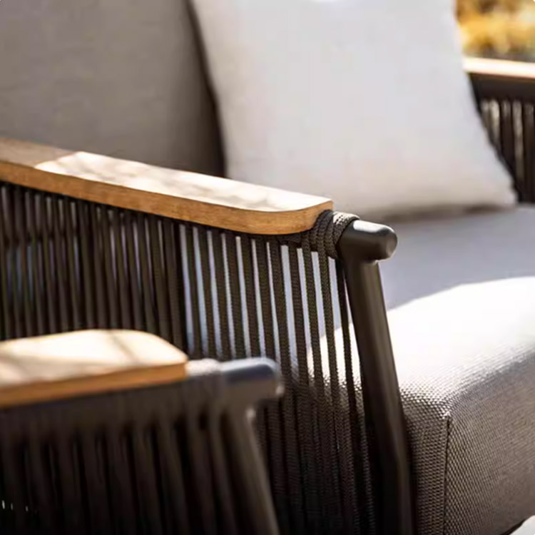 #   Nuovo Produttore di Mobili - Outdoor Furniture Manufacturer recensione e prezzo
