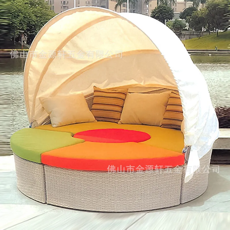 Lettino da Esterno Rotondo in  - Outdoor Daybed Sofa recensione e prezzo